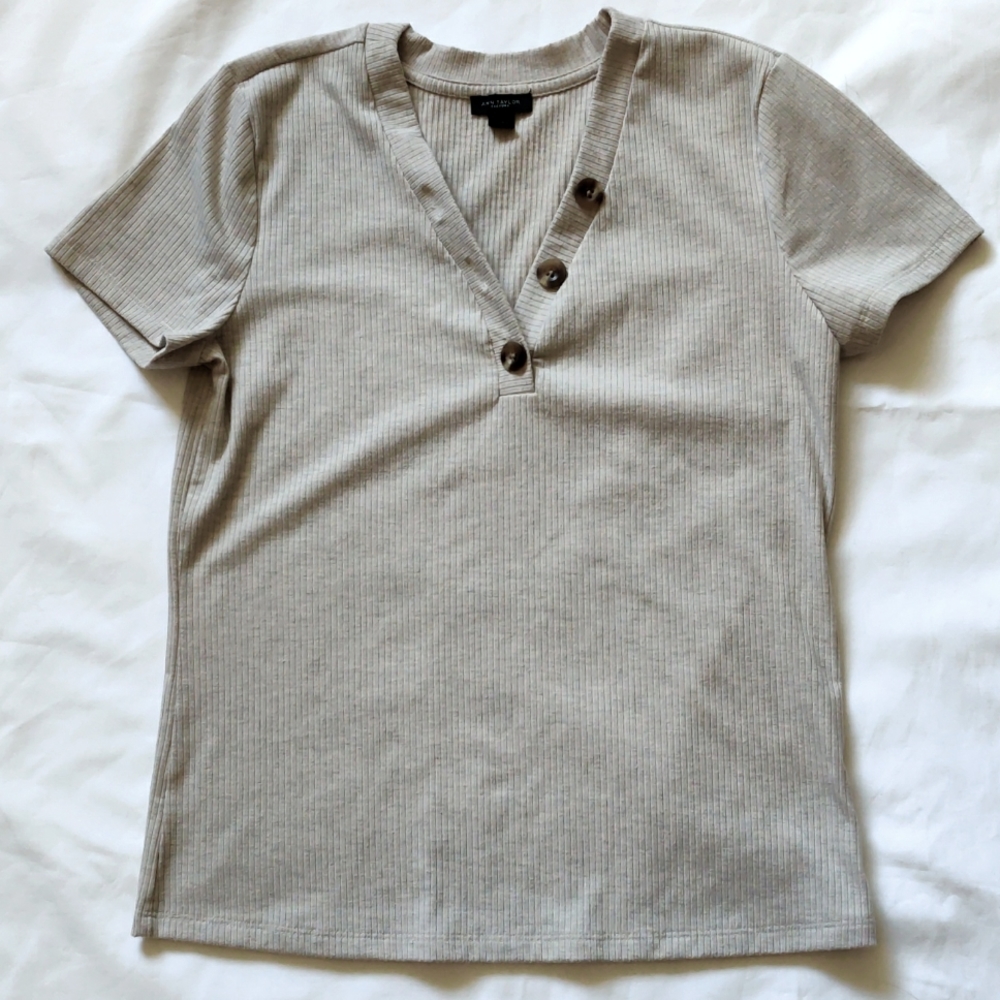 Ann Taylor Factory Button Tee Size XS